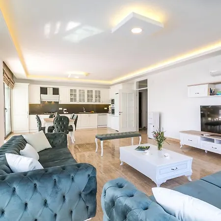 Islamlar Sleeps 4 With Pool Air Con And Wifi Villa